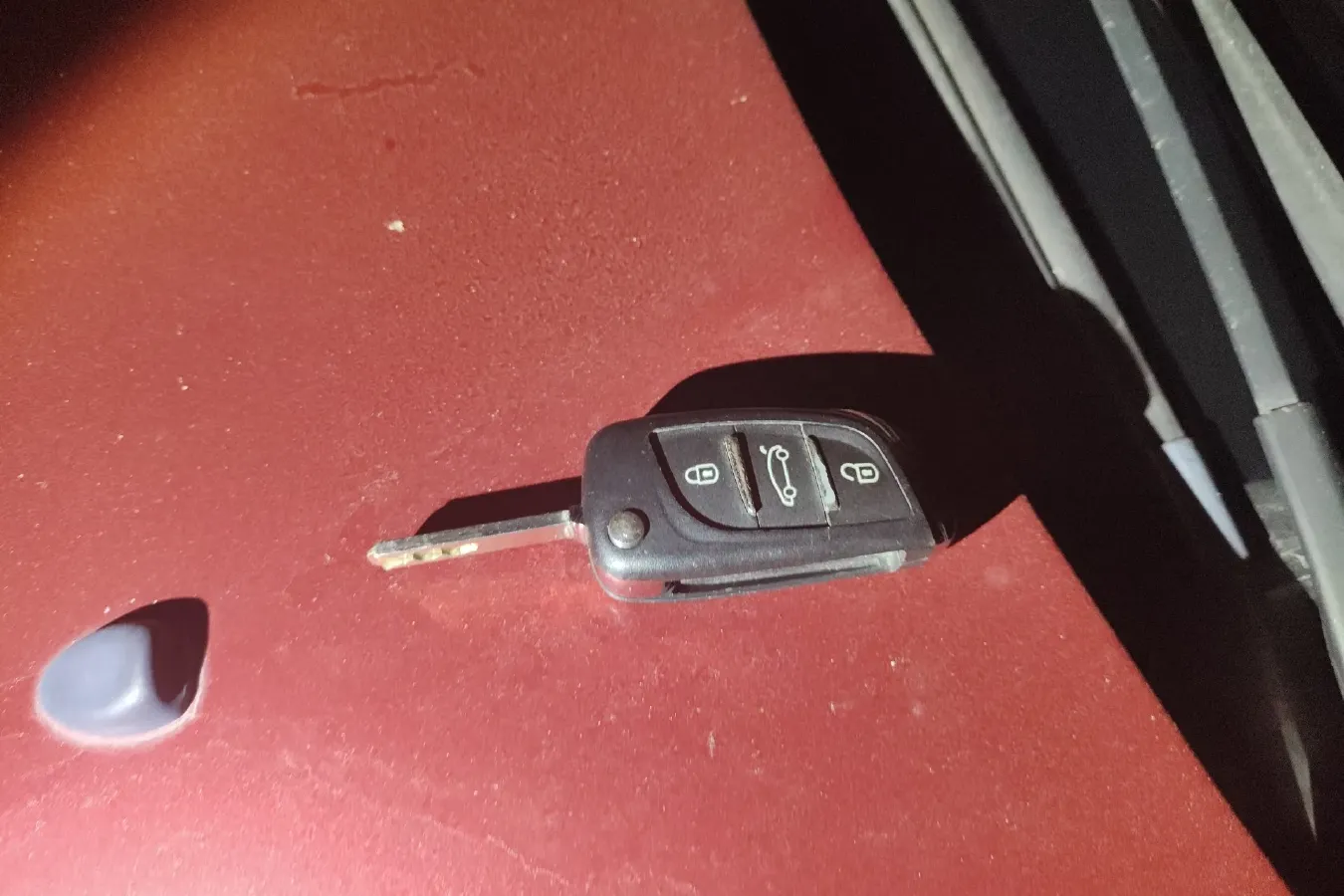 2010 Peugeot 307 1.6L 106HP L4 4AT,autocango,china used car exporter,china ev exporter,chinese used car exporter,chinese used ev exporter