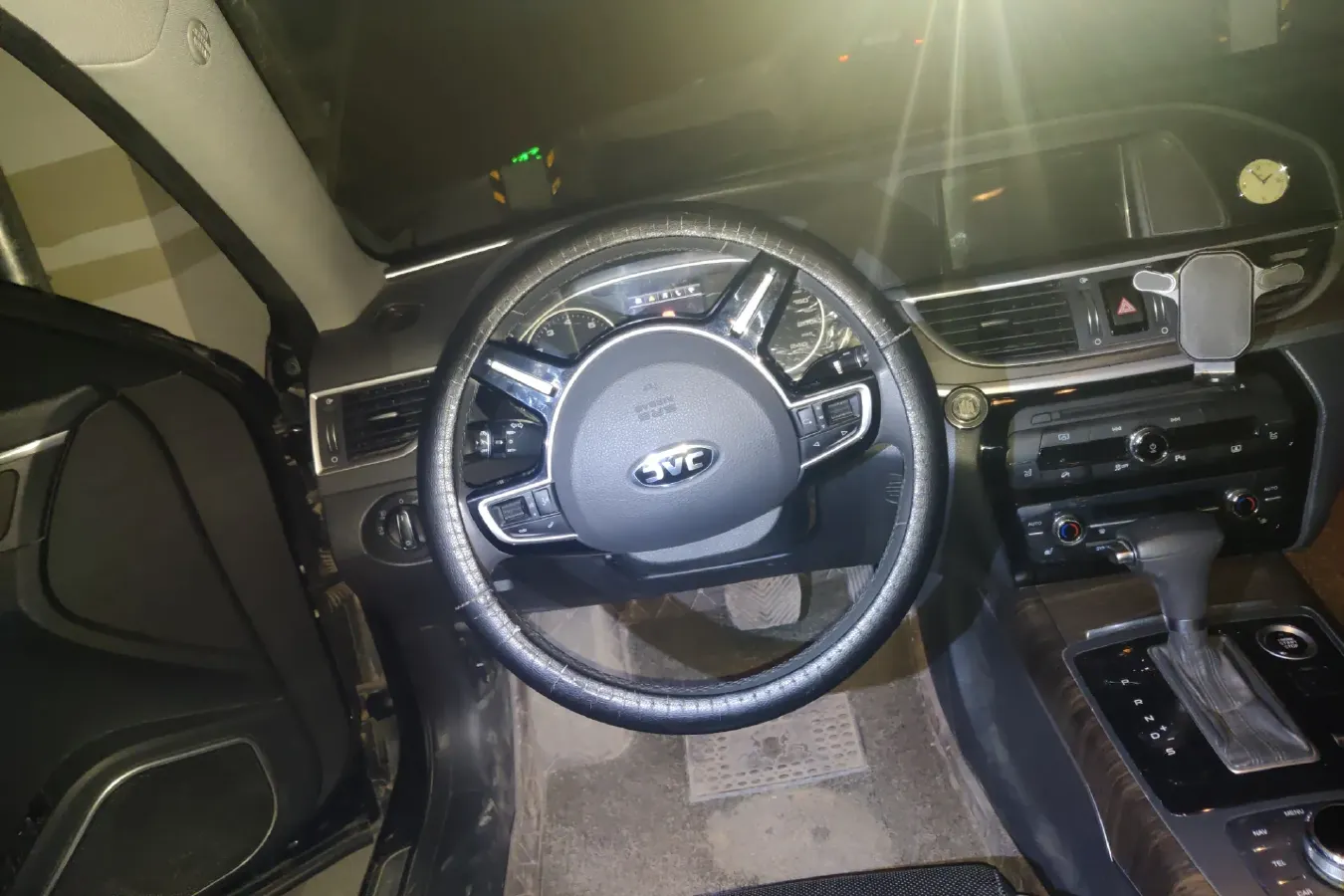 2017 JAC Refine A60 1.5T 174HP L4 6DCT,autocango,china used car exporter,china ev exporter,chinese used car exporter,chinese used ev exporter