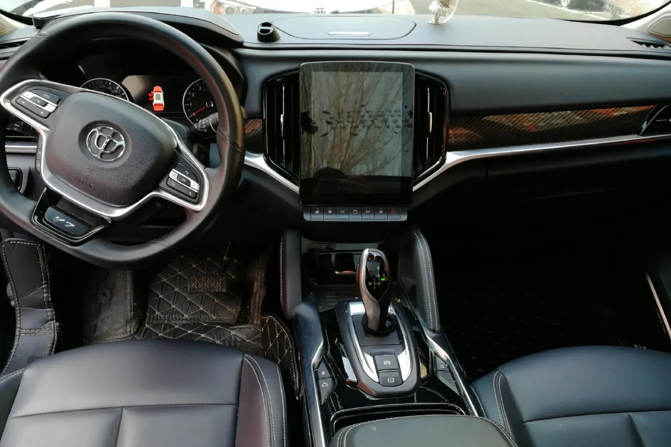 2019 Brilliance Auto V7 1.8T 231HP L4 7DCT,autocango,china used car exporter,china ev exporter,chinese used car exporter,chinese used ev exporter