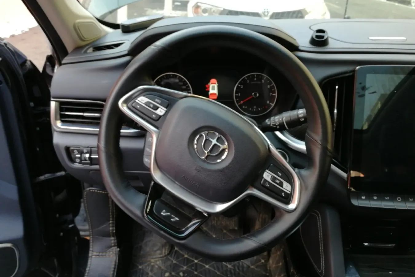 2019 Brilliance Auto V7 1.8T 231HP L4 7DCT,autocango,china used car exporter,china ev exporter,chinese used car exporter,chinese used ev exporter