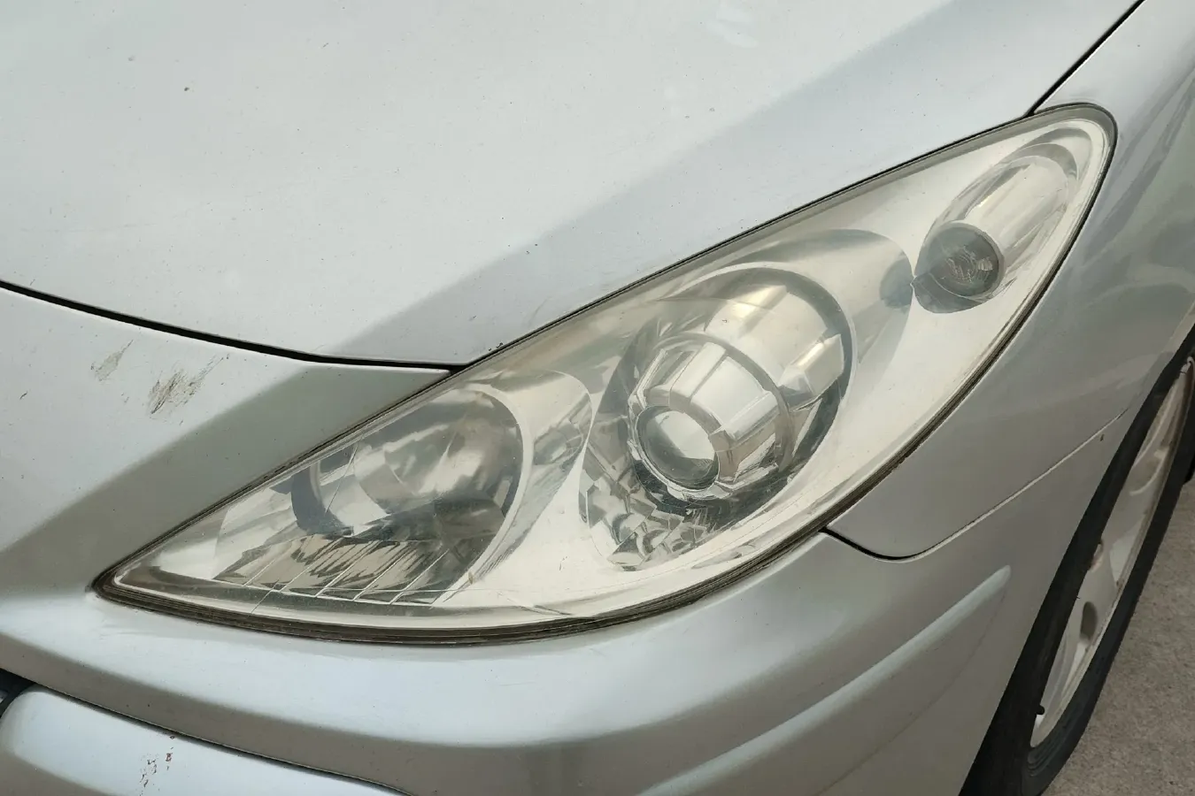 2010 Peugeot 307 1.6L 106HP L4 5MT,autocango,china used car exporter,china ev exporter,chinese used car exporter,chinese used ev exporter