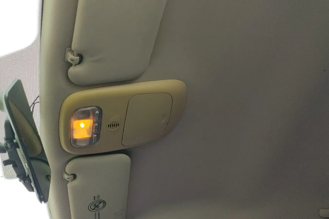 2010 Peugeot 307 1.6L 106HP L4 5MT,autocango,china used car exporter,china ev exporter,chinese used car exporter,chinese used ev exporter