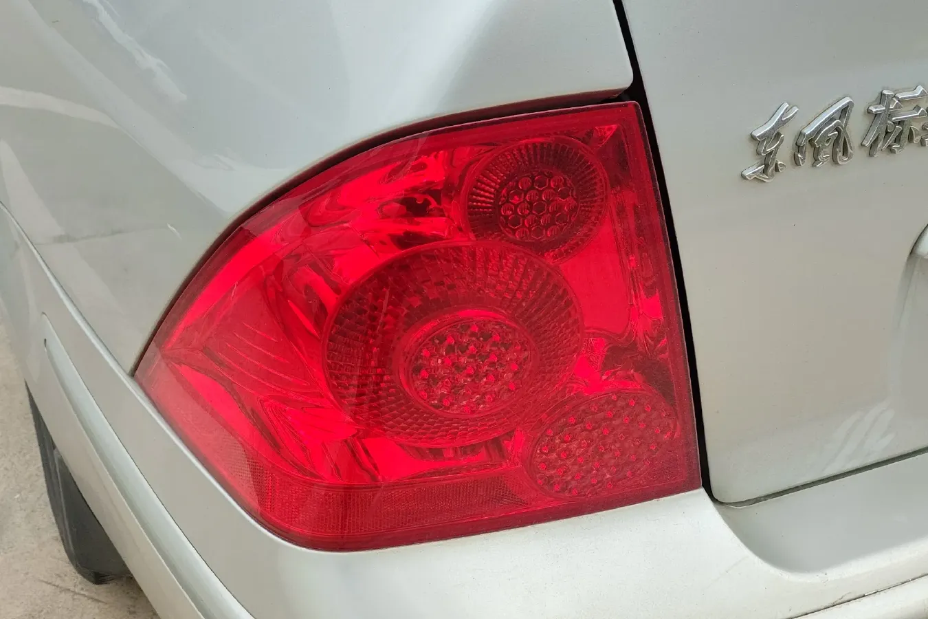 2010 Peugeot 307 1.6L 106HP L4 5MT,autocango,china used car exporter,china ev exporter,chinese used car exporter,chinese used ev exporter