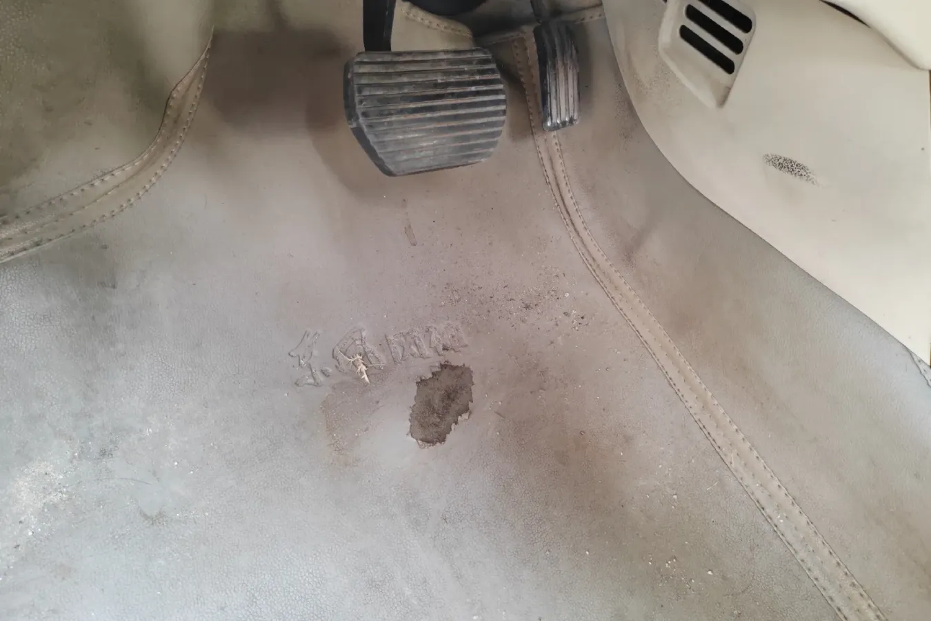 2009 DongFeng Aeolus S30 1.6L 106HP L4 4AT,autocango,china used car exporter,china ev exporter,chinese used car exporter,chinese used ev exporter