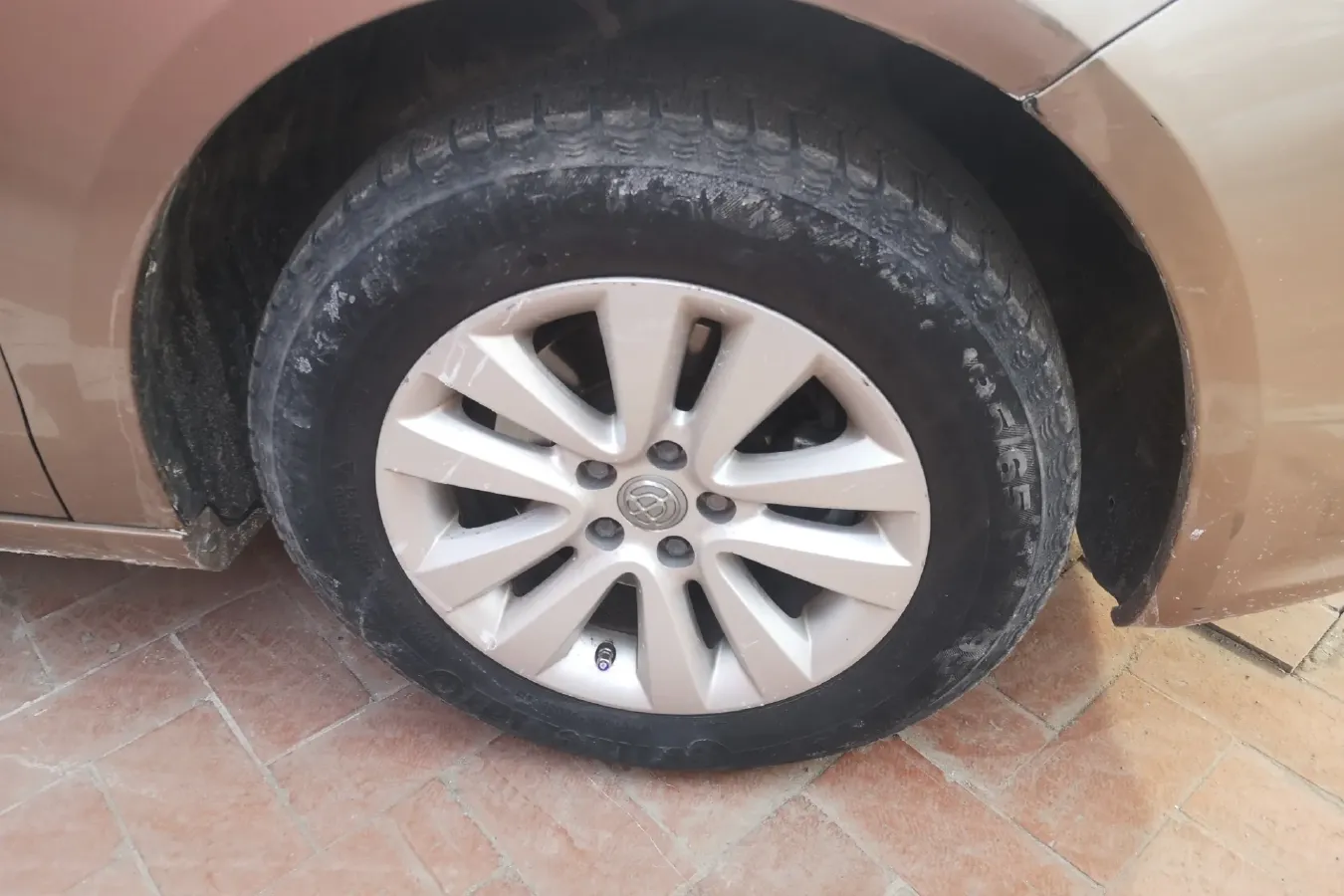 2011 Brilliance Auto H530 1.6L 118HP L4 5AT,autocango,china used car exporter,china ev exporter,chinese used car exporter,chinese used ev exporter