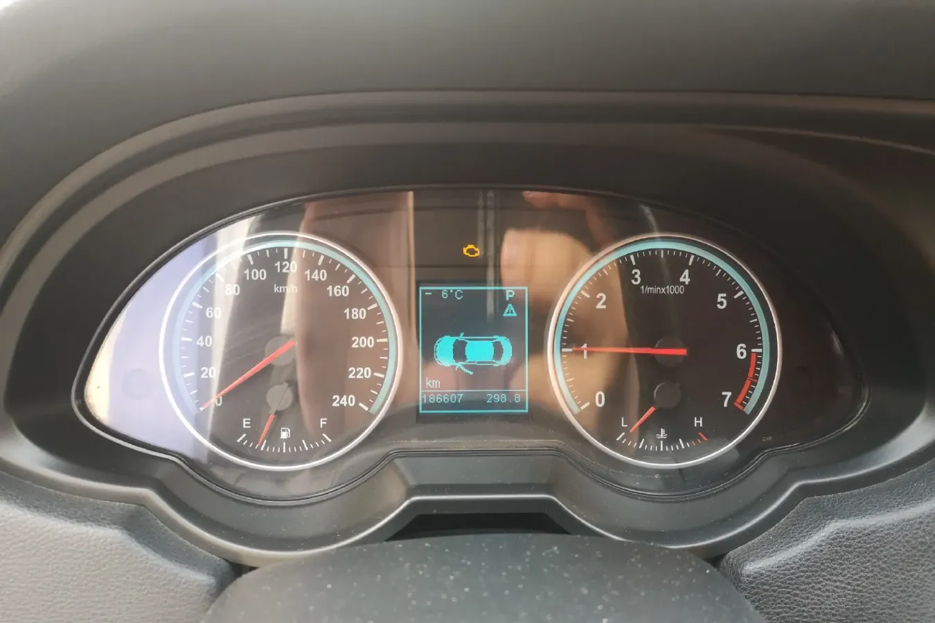 2011 Brilliance Auto H530 1.6L 118HP L4 5AT,autocango,china used car exporter,china ev exporter,chinese used car exporter,chinese used ev exporter