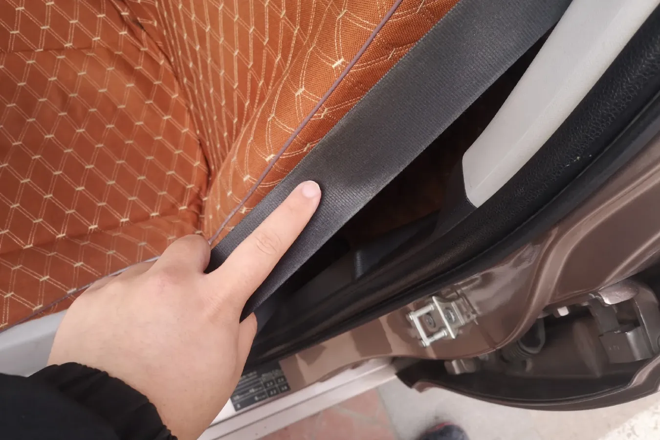 2011 Brilliance Auto H530 1.6L 118HP L4 5AT,autocango,china used car exporter,china ev exporter,chinese used car exporter,chinese used ev exporter