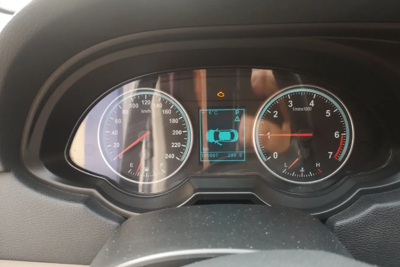 2011 Brilliance Auto H530 1.6L 118HP L4 5AT,autocango,china used car exporter,china ev exporter,chinese used car exporter,chinese used ev exporter