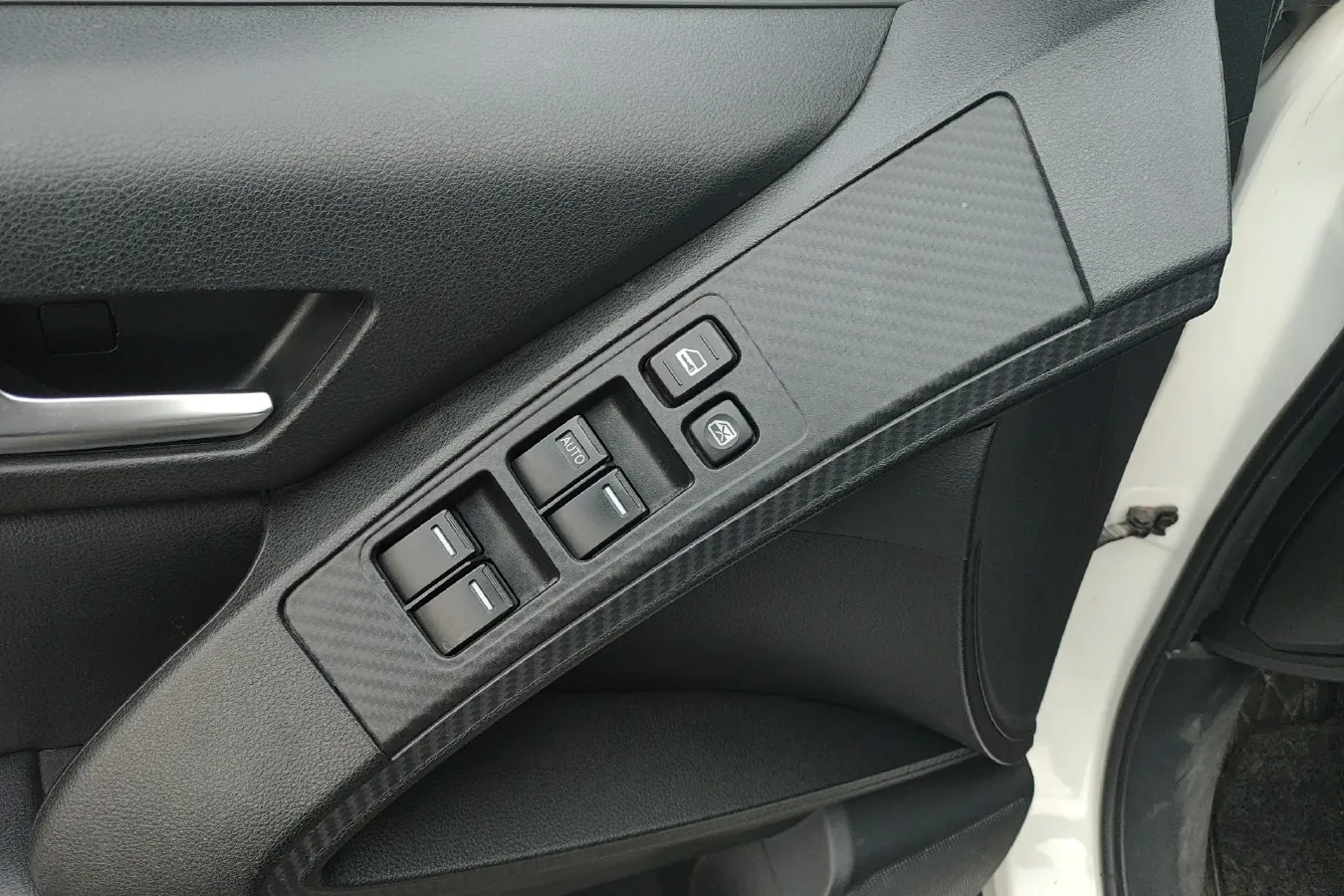 2015 Luxgen 6 SUV 1.8T 180HP L4 6AT,autocango,china used car exporter,china ev exporter,chinese used car exporter,chinese used ev exporter