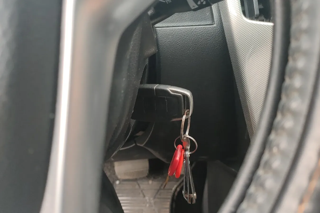 2015 Luxgen 6 SUV 1.8T 180HP L4 6AT,autocango,china used car exporter,china ev exporter,chinese used car exporter,chinese used ev exporter