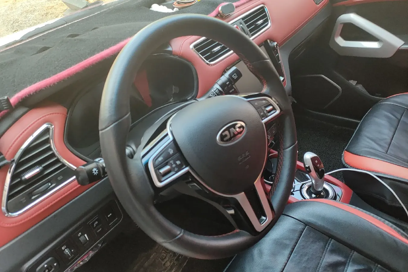 2017 JAC iEV7S BEV 39KWH,autocango,china used car exporter,china ev exporter,chinese used car exporter,chinese used ev exporter