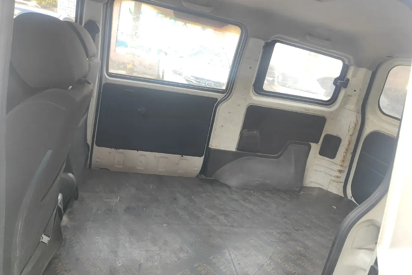 2014 ChangAn Kaicene Honor S 1.5L 106HP L4 5MT,autocango,china used car exporter,china ev exporter,chinese used car exporter,chinese used ev exporter