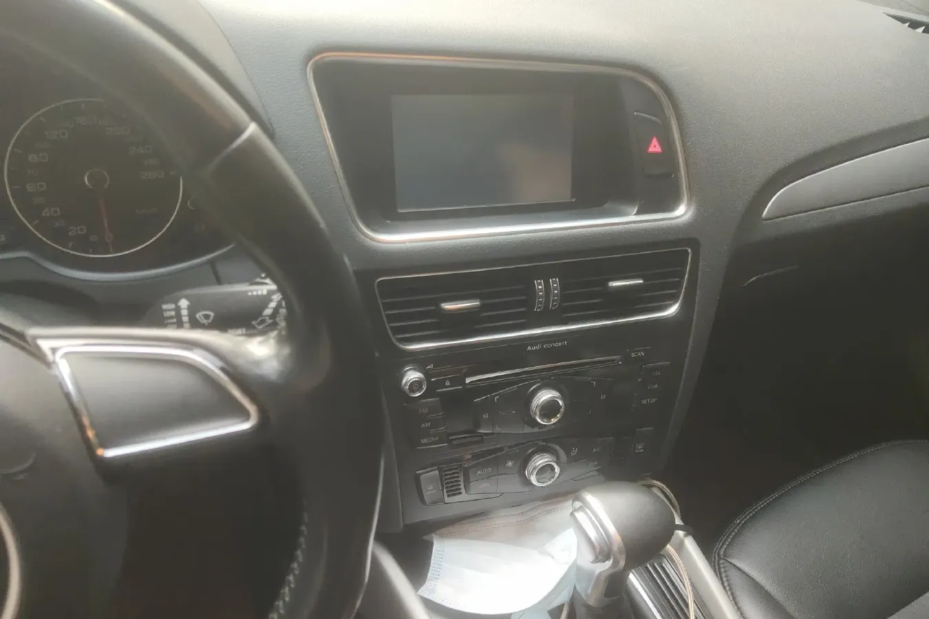 2015 Audi Q5 2.0T 224HP L4 8AT,autocango,china used car exporter,china ev exporter,chinese used car exporter,chinese used ev exporter