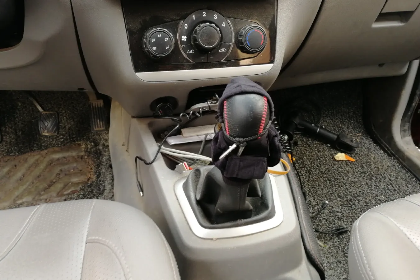 2014 BAIC WeiWang M20 1.5L 106HP L4 5MT,autocango,china used car exporter,china ev exporter,chinese used car exporter,chinese used ev exporter