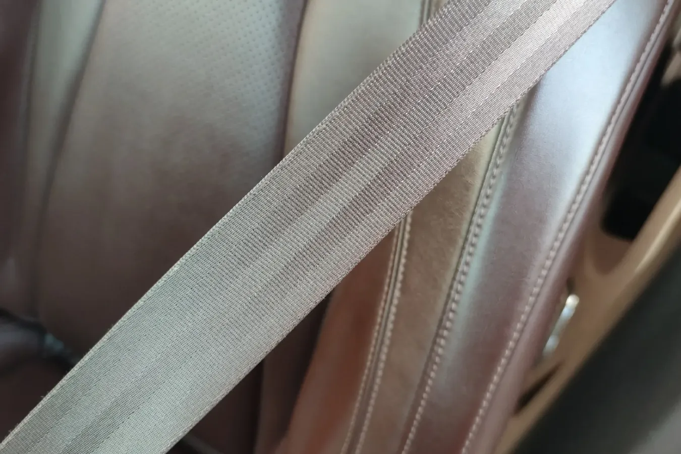 2018 Leopaard Mattu 1.6T 200HP L4 6DCT,autocango,china used car exporter,china ev exporter,chinese used car exporter,chinese used ev exporter