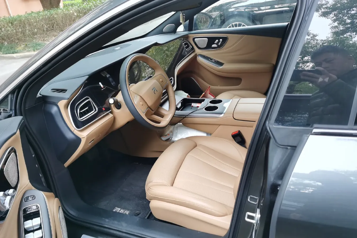 2023 Rising Auto F7 BEV 77KWH,autocango,china used car exporter,china ev exporter,chinese used car exporter,chinese used ev exporter