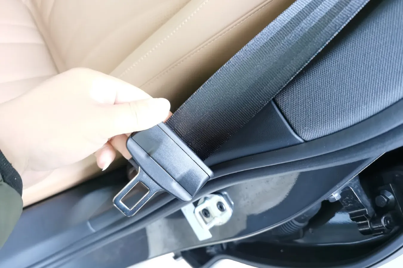 2023 Rising Auto F7 BEV 77KWH,autocango,china used car exporter,china ev exporter,chinese used car exporter,chinese used ev exporter