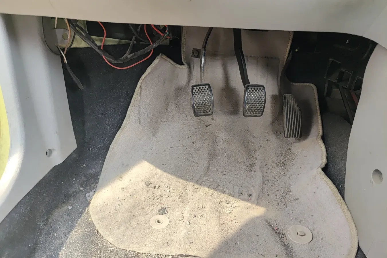 2011 Chery QQ3 0.8L 52HP L3 5MT,autocango,china used car exporter,china ev exporter,chinese used car exporter,chinese used ev exporter