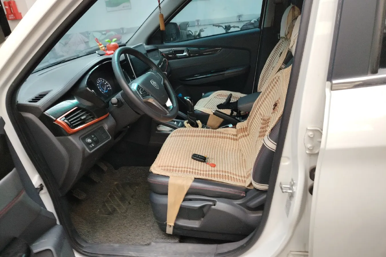 2017 Foton Gratour im8 1.5L 116HP L4 5MT,autocango,china used car exporter,china ev exporter,chinese used car exporter,chinese used ev exporter