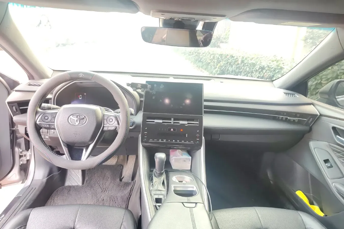 2022 Toyota Avalon 2.5L 209HP L4 8AT,autocango,china used car exporter,china ev exporter,chinese used car exporter,chinese used ev exporter