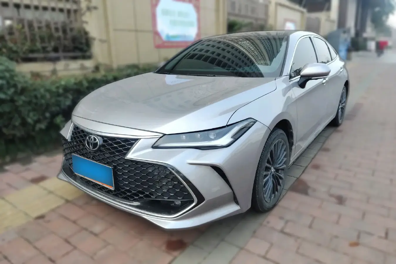 2022 Toyota Avalon 2.5L 209HP L4 8AT