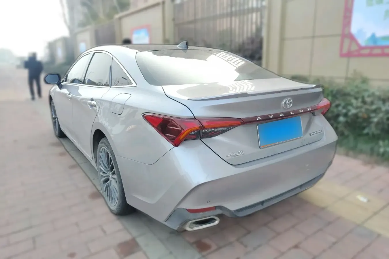 2022 Toyota Avalon 2.5L 209HP L4 8AT,autocango,china used car exporter,china ev exporter,chinese used car exporter,chinese used ev exporter