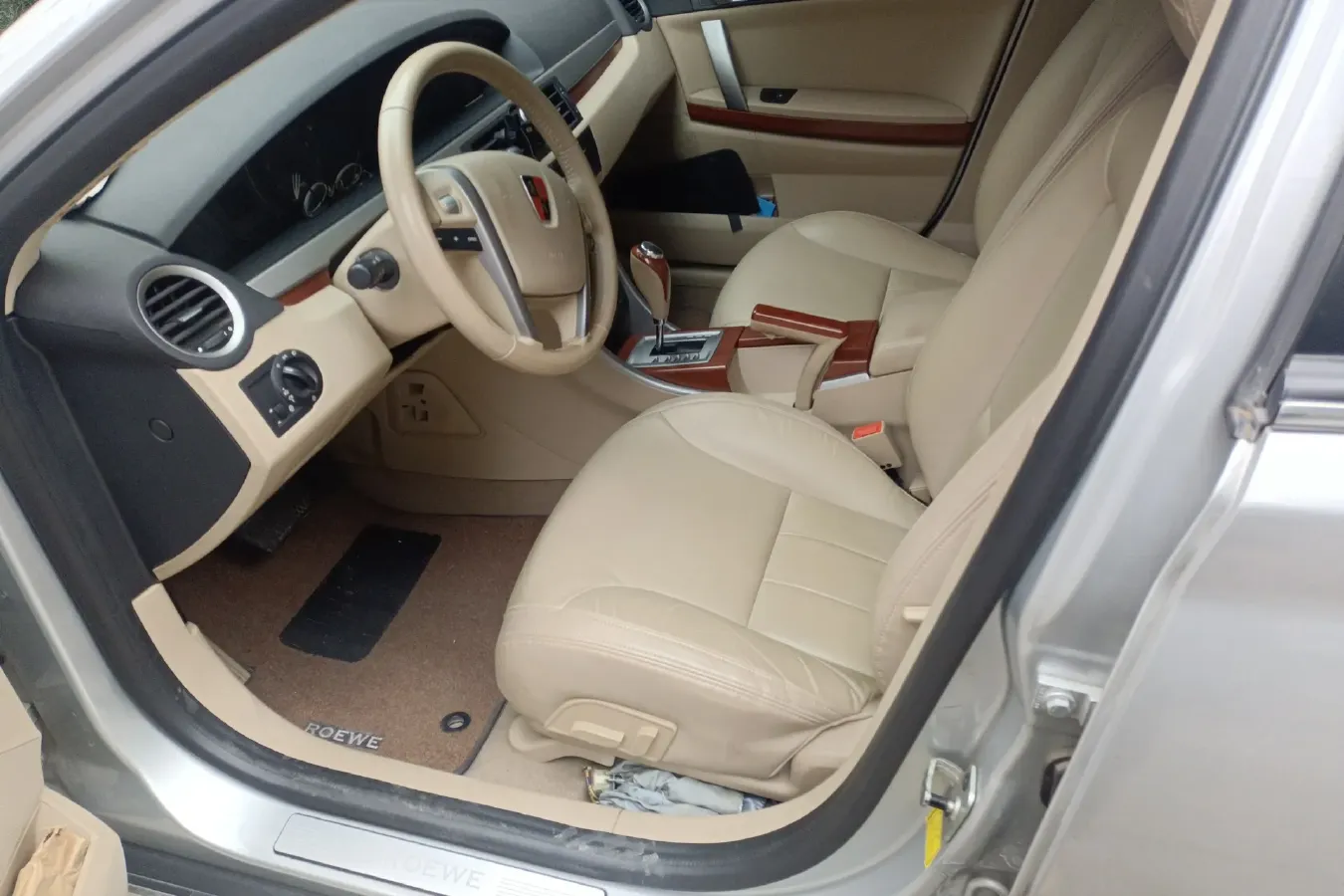 2010 Roewe 550 1.8L 133HP L4 5AT,autocango,china used car exporter,china ev exporter,chinese used car exporter,chinese used ev exporter