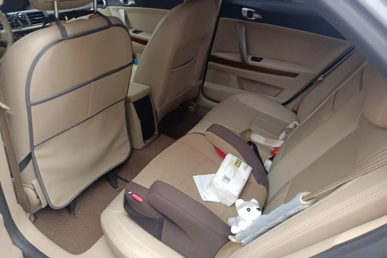 2010 Roewe 550 1.8L 133HP L4 5AT,autocango,china used car exporter,china ev exporter,chinese used car exporter,chinese used ev exporter