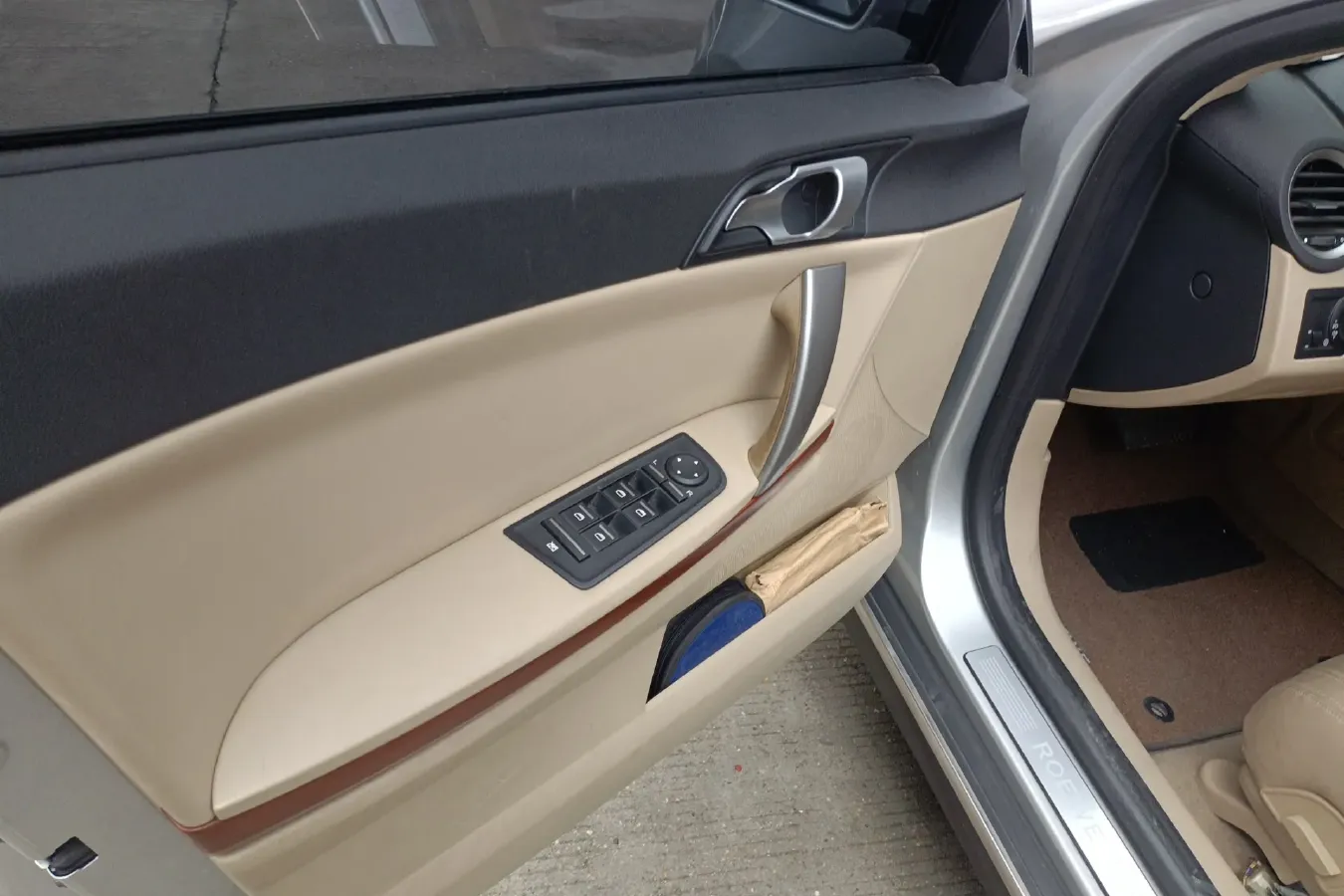 2010 Roewe 550 1.8L 133HP L4 5AT,autocango,china used car exporter,china ev exporter,chinese used car exporter,chinese used ev exporter