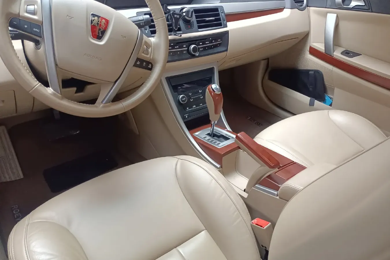 2010 Roewe 550 1.8L 133HP L4 5AT,autocango,china used car exporter,china ev exporter,chinese used car exporter,chinese used ev exporter