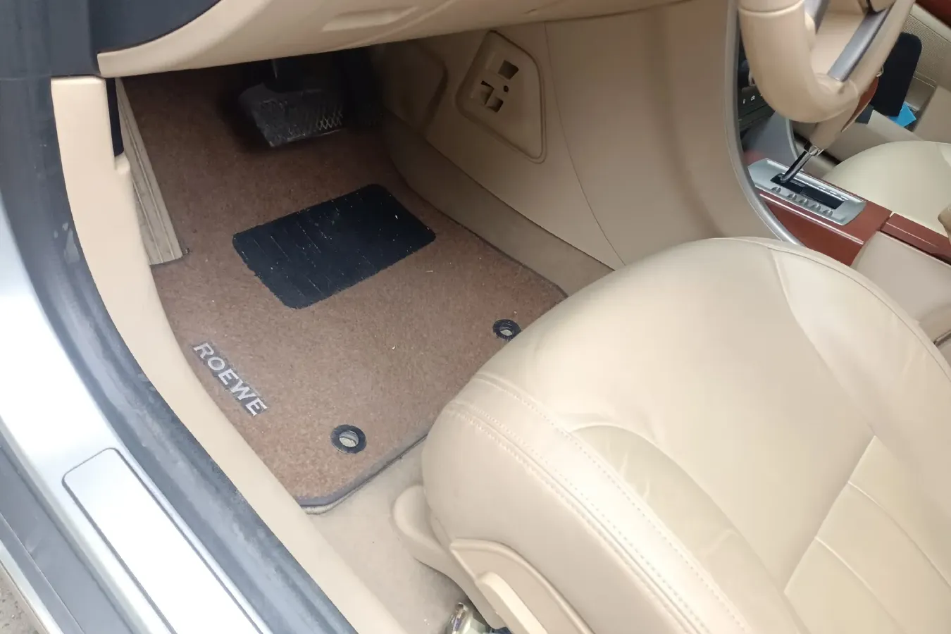 2010 Roewe 550 1.8L 133HP L4 5AT,autocango,china used car exporter,china ev exporter,chinese used car exporter,chinese used ev exporter