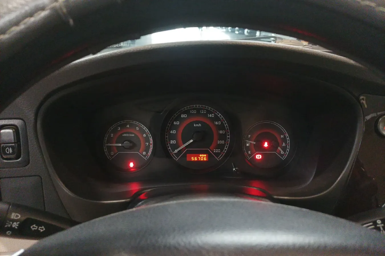 2014 Soueast V3 1.5L 120HP L4 5MT,autocango,china used car exporter,china ev exporter,chinese used car exporter,chinese used ev exporter