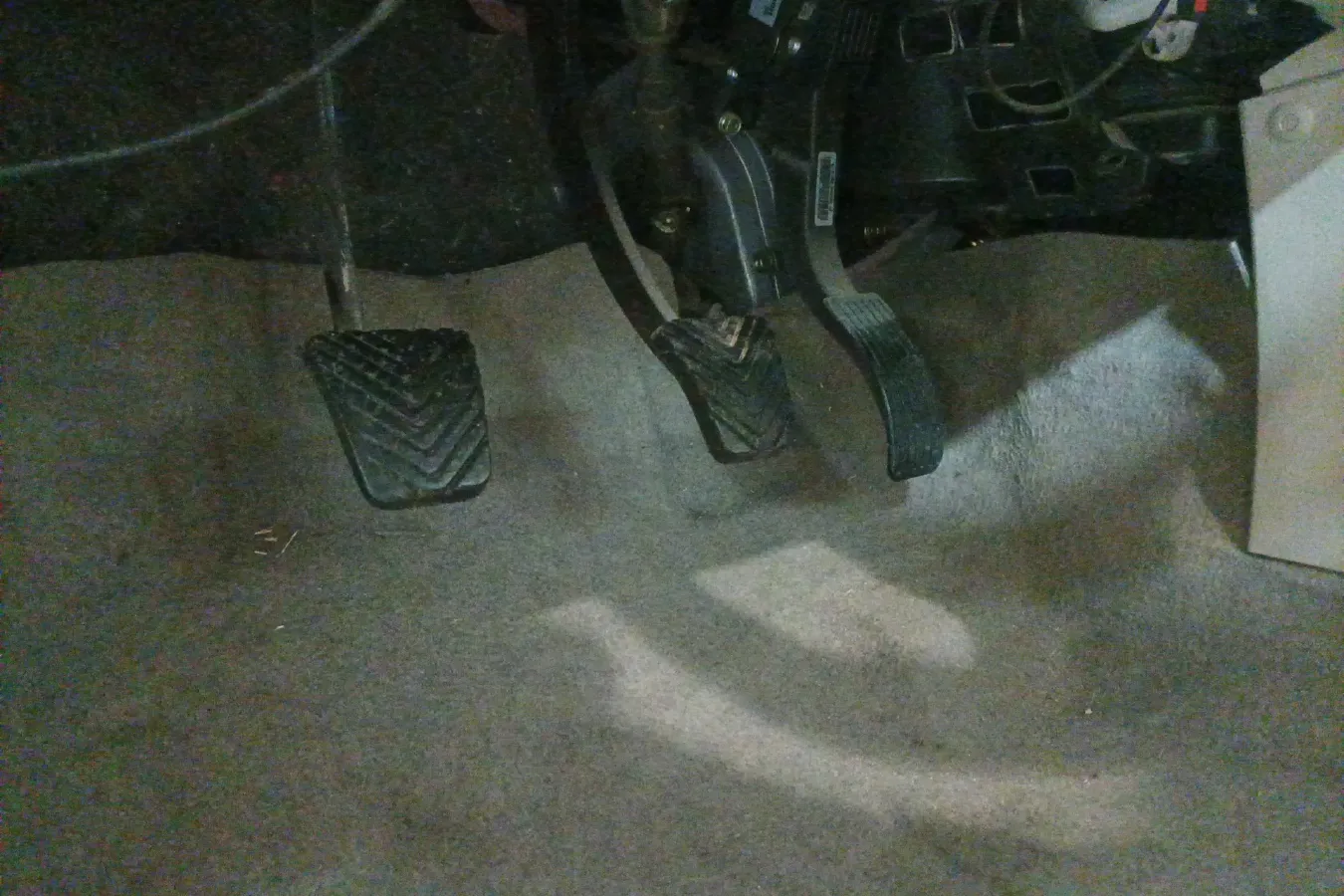 2014 Soueast V3 1.5L 120HP L4 5MT,autocango,china used car exporter,china ev exporter,chinese used car exporter,chinese used ev exporter