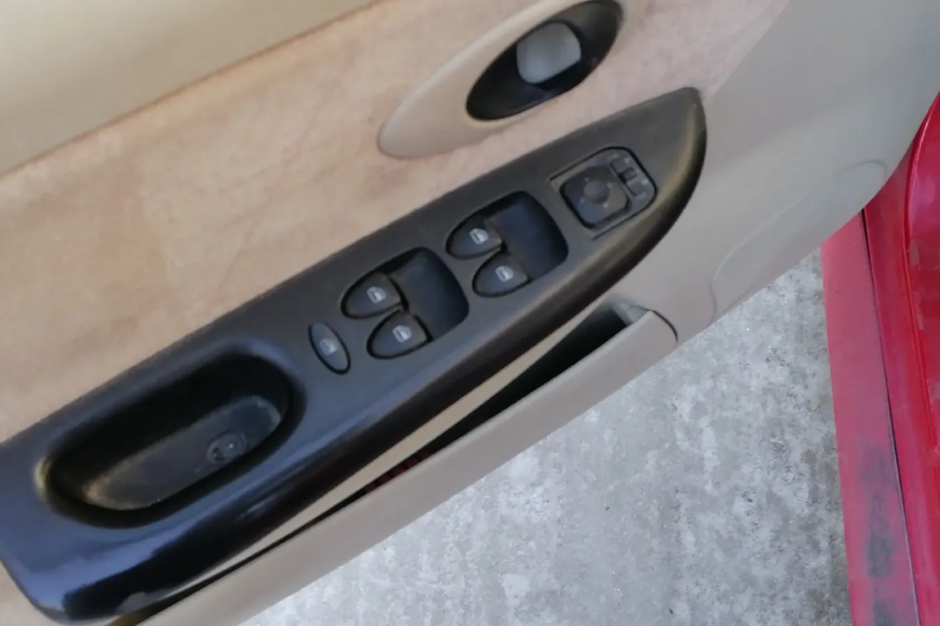 2013 Chery QQ 1.0L 69HP L3 5AMT,autocango,china used car exporter,china ev exporter,chinese used car exporter,chinese used ev exporter