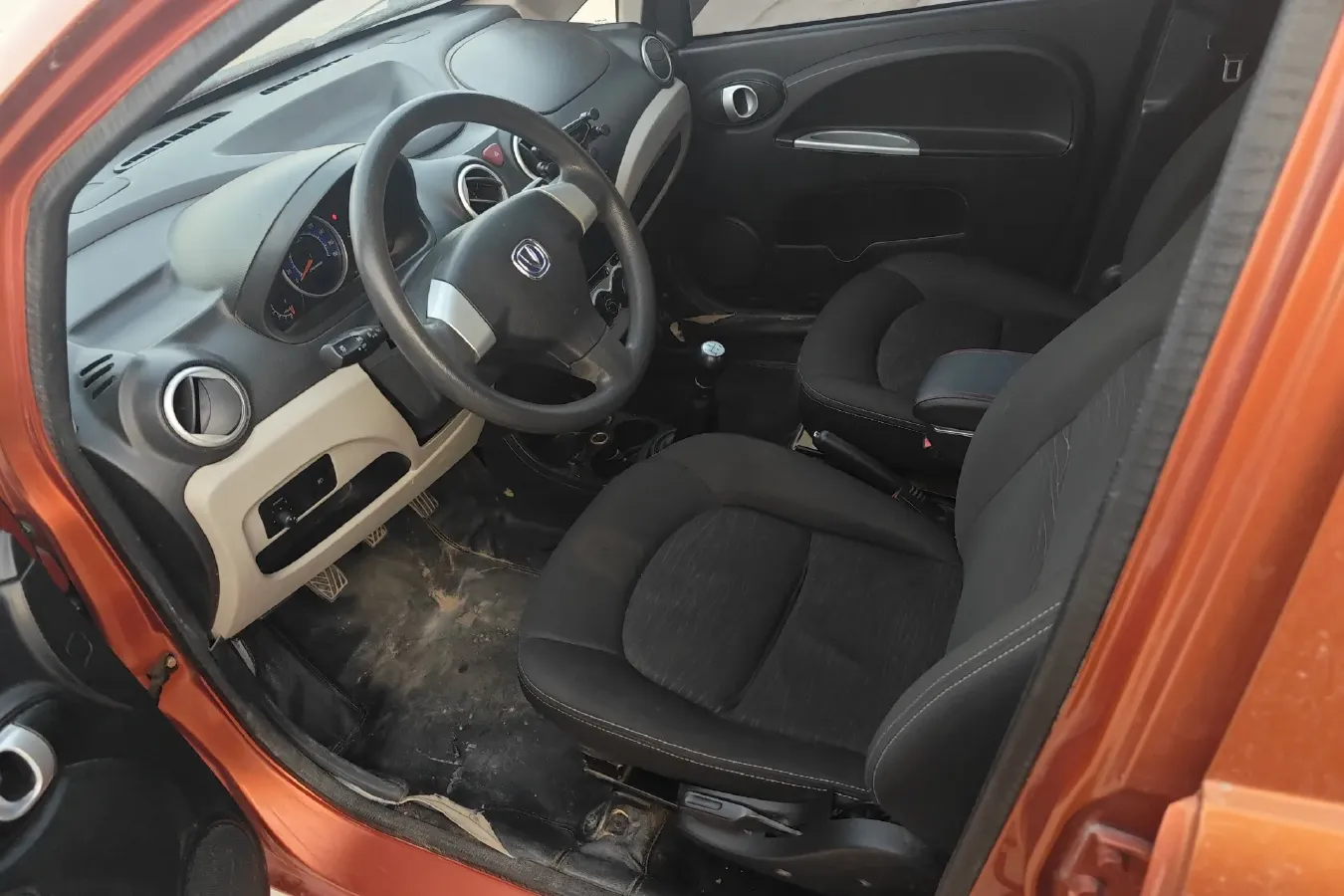 2012 ChangAn BenBen MINI 1.0L 69HP L4 5MT,autocango,china used car exporter,china ev exporter,chinese used car exporter,chinese used ev exporter