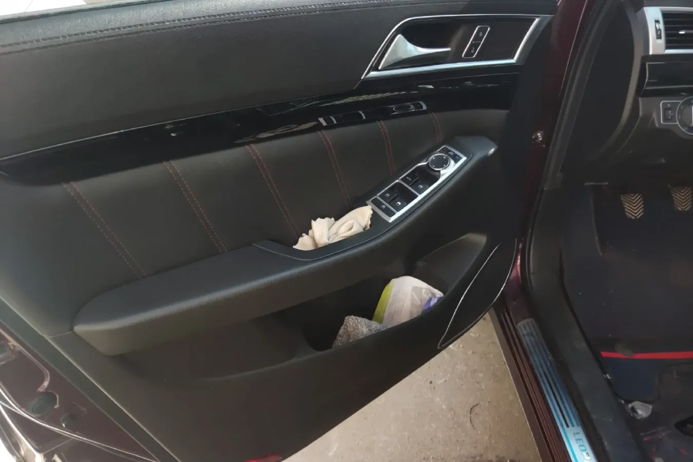 2015 Leopaard CS10 2.0T 177HP L4 6MT,autocango,china used car exporter,china ev exporter,chinese used car exporter,chinese used ev exporter