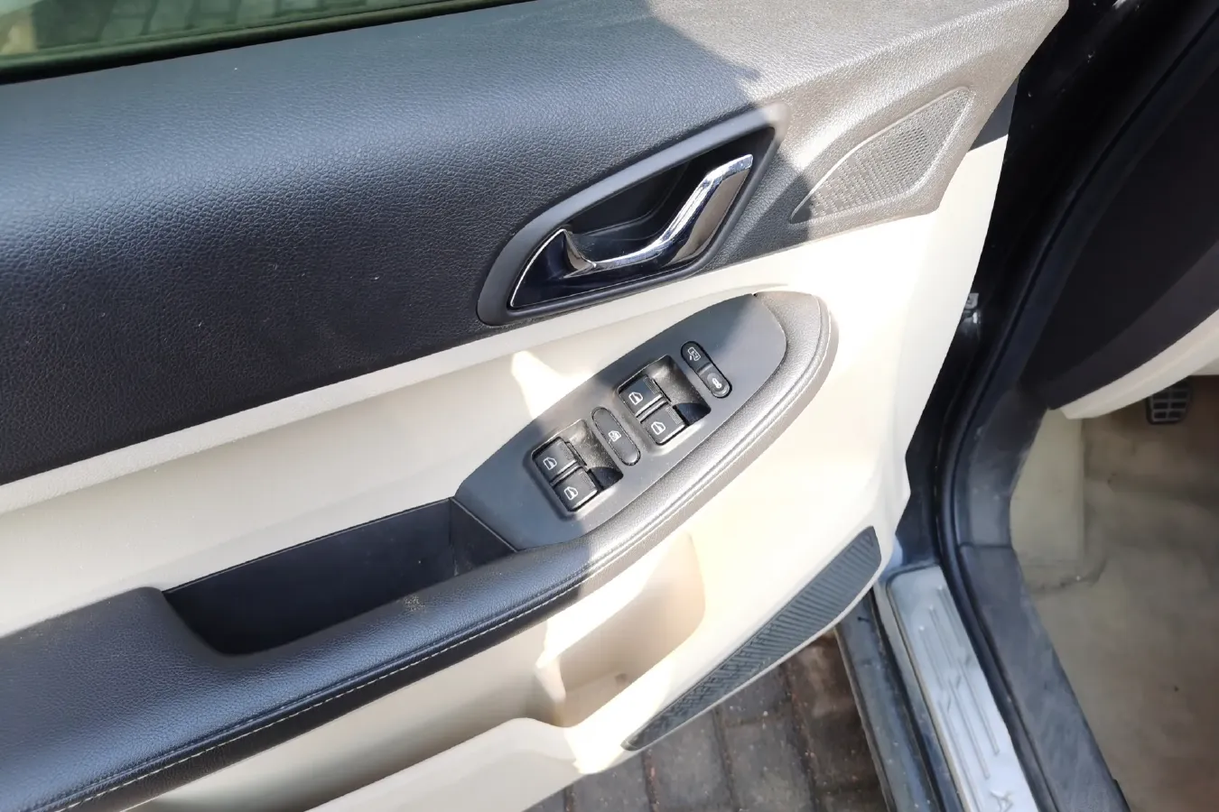 2015 Chery Arrizo M7 1.8L 132HP L4 5MT,autocango,china used car exporter,china ev exporter,chinese used car exporter,chinese used ev exporter