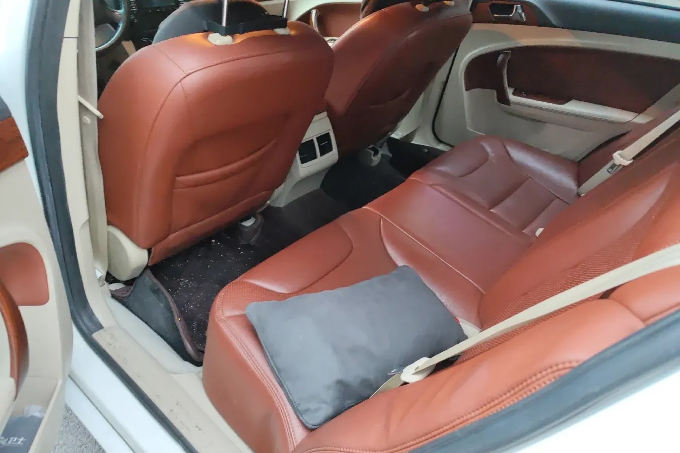 2016 GAC Trumpchi GA5 1.0L 61HP L4 PHEV 13KWH,autocango,china used car exporter,china ev exporter,chinese used car exporter,chinese used ev exporter