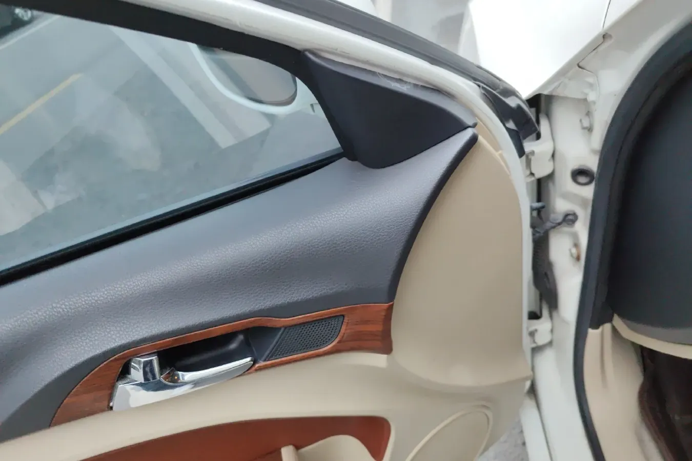 2016 GAC Trumpchi GA5 1.0L 61HP L4 PHEV 13KWH,autocango,china used car exporter,china ev exporter,chinese used car exporter,chinese used ev exporter