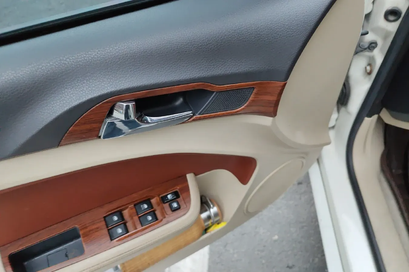 2016 GAC Trumpchi GA5 1.0L 61HP L4 PHEV 13KWH,autocango,china used car exporter,china ev exporter,chinese used car exporter,chinese used ev exporter