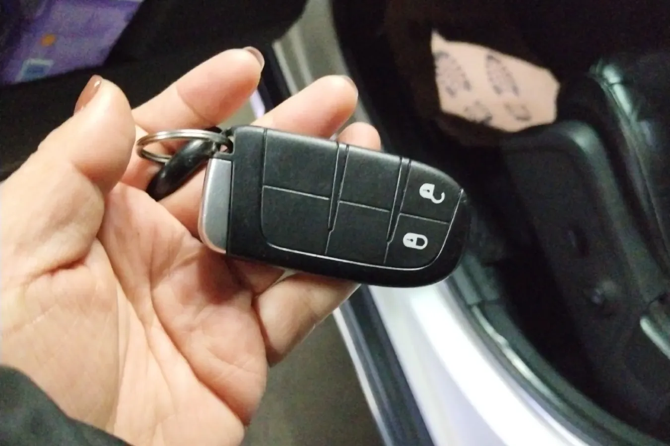 2014 Dodge JCUV 2.4L 170HP L4 6AT,autocango,china used car exporter,china ev exporter,chinese used car exporter,chinese used ev exporter