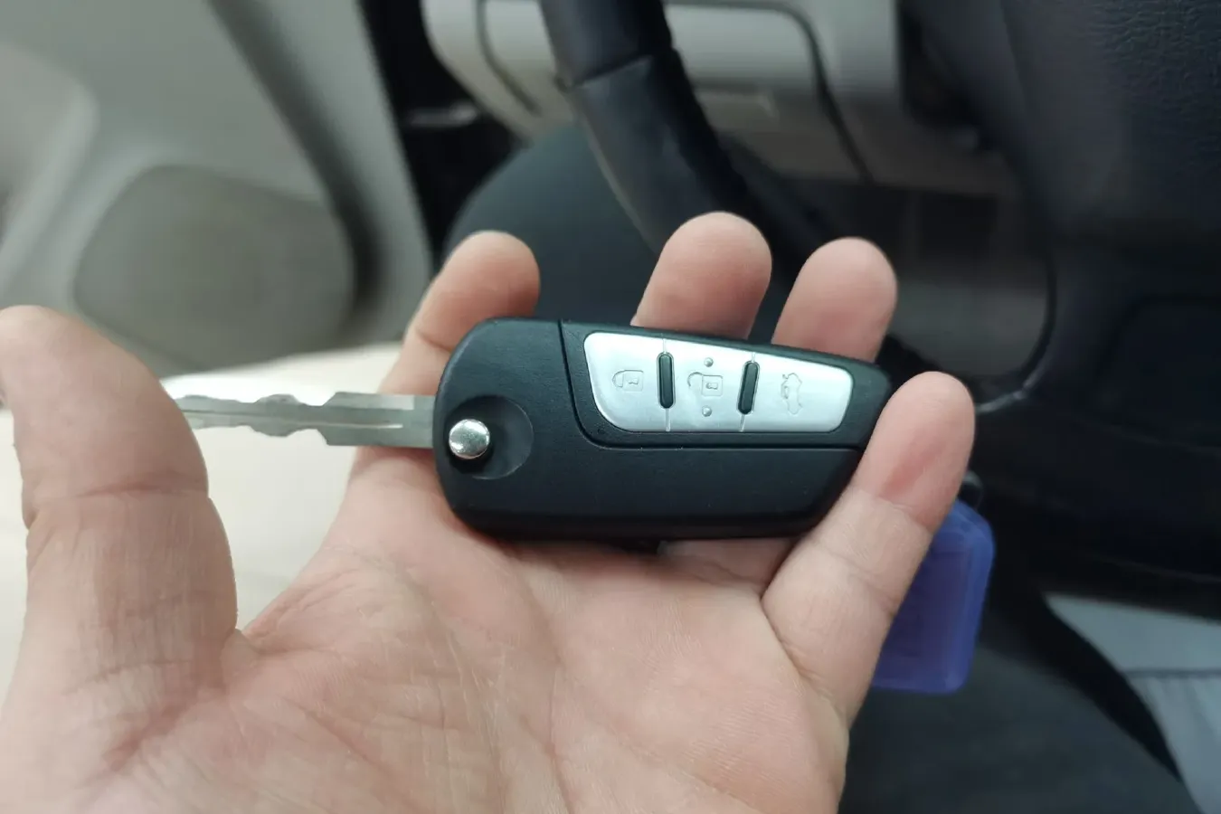 2012 Bestune B90 2.0L 146HP L4 6MT,autocango,china used car exporter,china ev exporter,chinese used car exporter,chinese used ev exporter