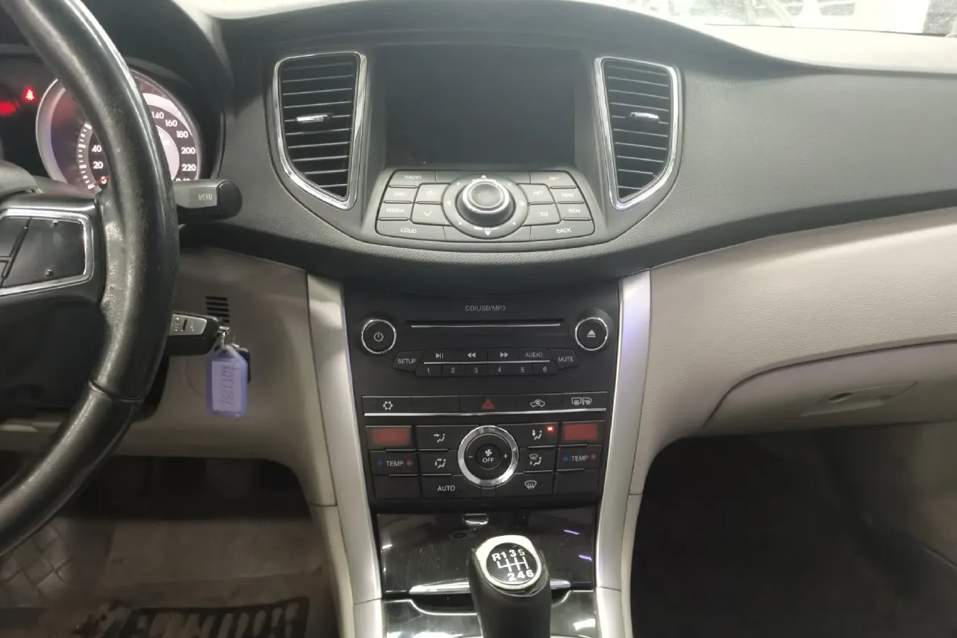 2012 Bestune B90 2.0L 146HP L4 6MT,autocango,china used car exporter,china ev exporter,chinese used car exporter,chinese used ev exporter