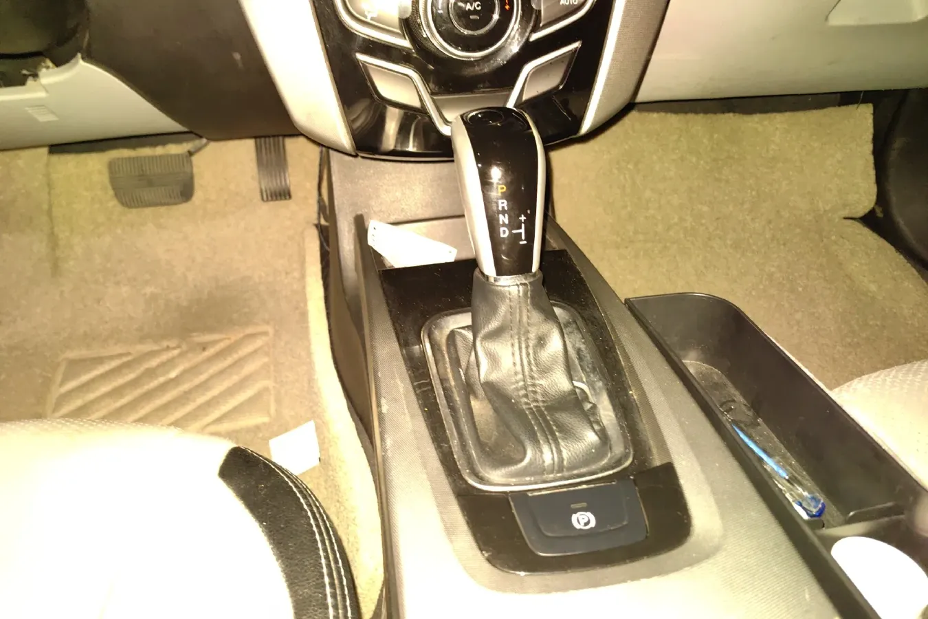 2014 Luxgen 6 SUV 1.8T 158HP L4 5AT,autocango,china used car exporter,china ev exporter,chinese used car exporter,chinese used ev exporter