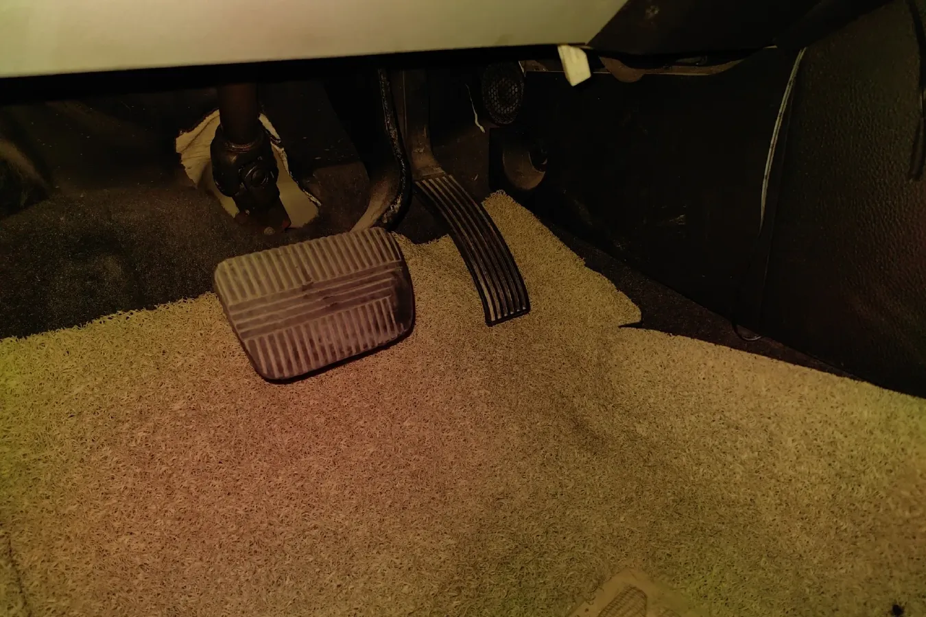 2014 Luxgen 6 SUV 1.8T 158HP L4 5AT,autocango,china used car exporter,china ev exporter,chinese used car exporter,chinese used ev exporter