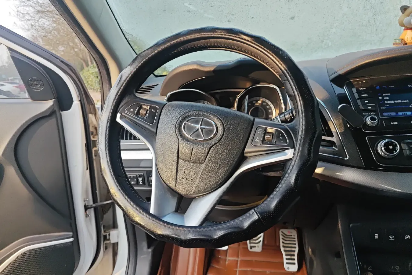 2015 JAC Refine S5 1.5T 174HP L4 6MT,autocango,china used car exporter,china ev exporter,chinese used car exporter,chinese used ev exporter