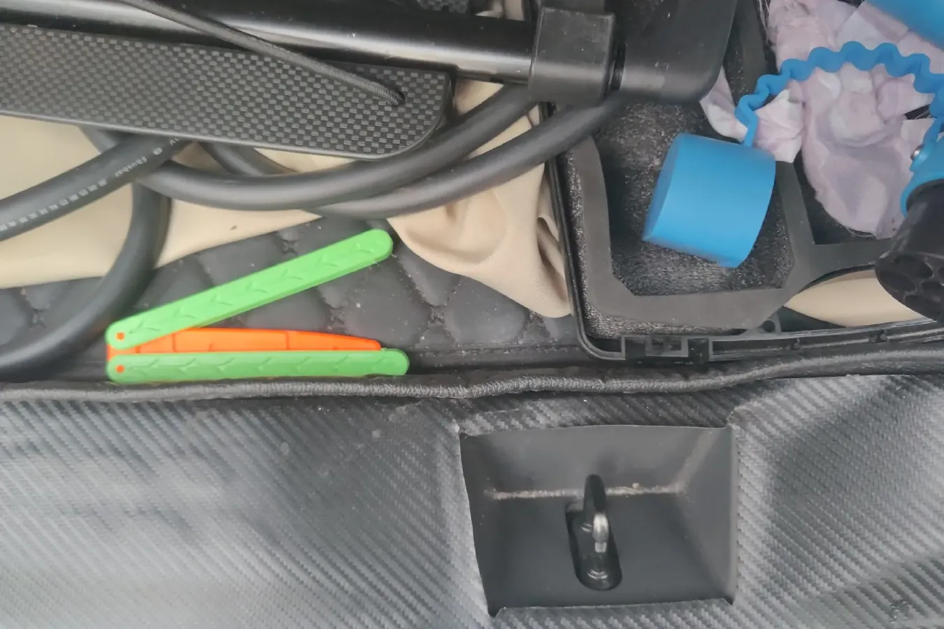 2020 Toyota Izoa E BEV 54.3KWH,autocango,china used car exporter,china ev exporter,chinese used car exporter,chinese used ev exporter