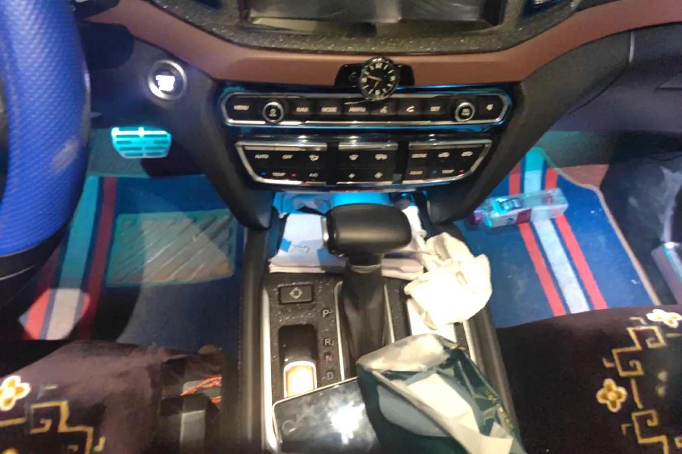 2017 GAC Trumpchi GS8 2.0T 201HP L4 6AT,autocango,china used car exporter,china ev exporter,chinese used car exporter,chinese used ev exporter