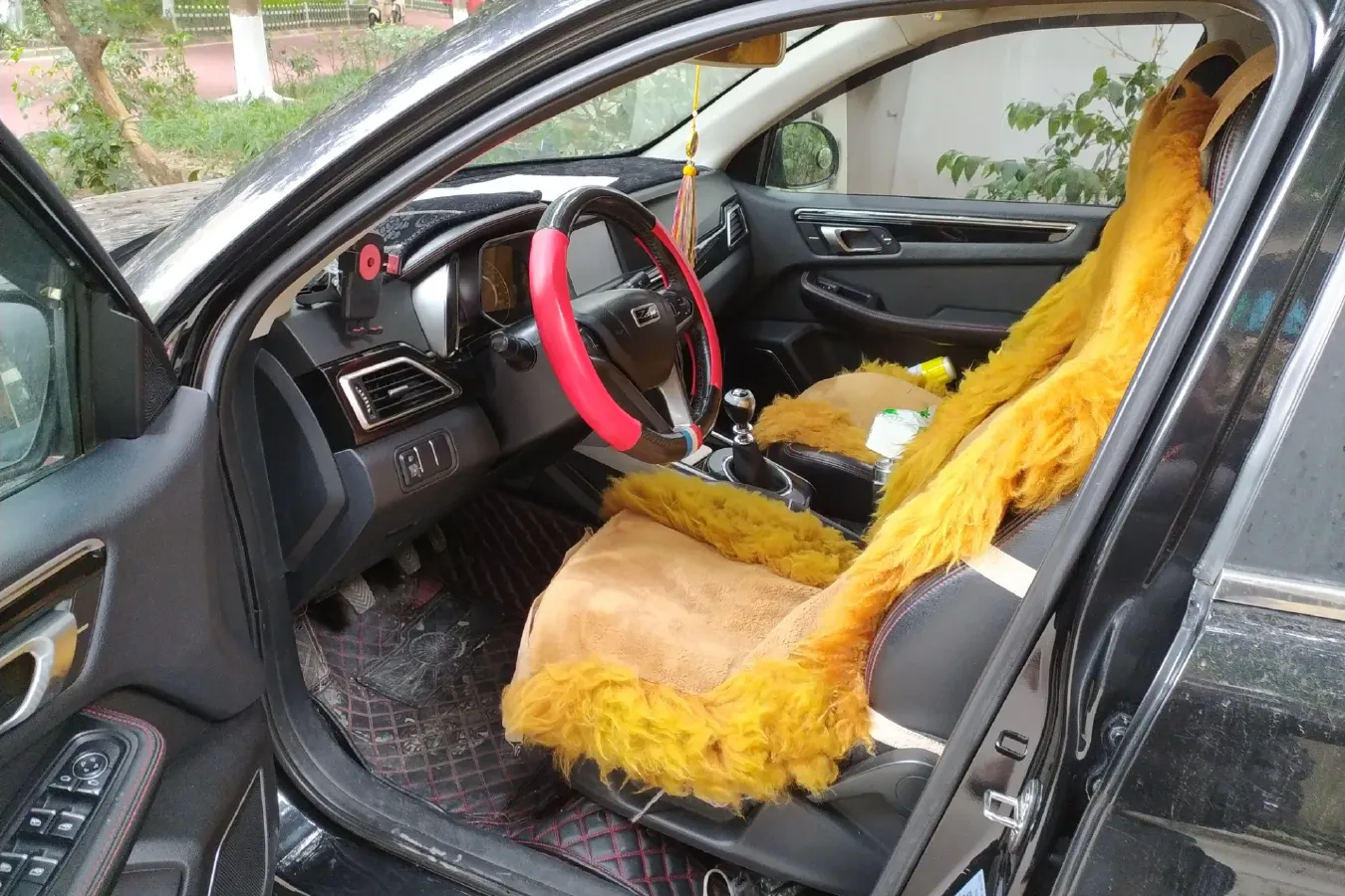 2015 Zotye Damy X5 1.5T 150HP L4 5MT,autocango,china used car exporter,china ev exporter,chinese used car exporter,chinese used ev exporter