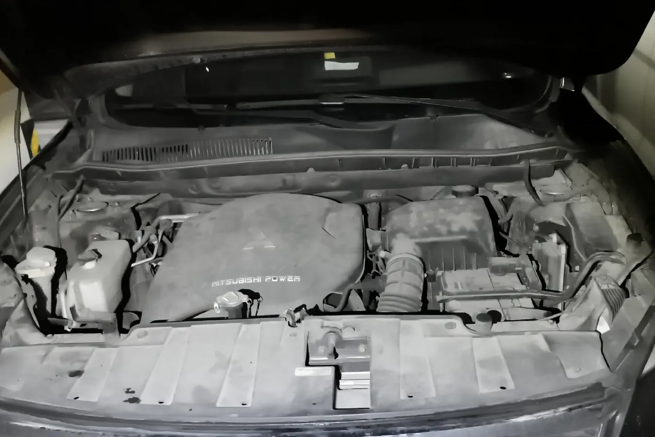 2017 Leopaard CS10 2.0T 177HP L4 6MT,autocango,china used car exporter,china ev exporter,chinese used car exporter,chinese used ev exporter